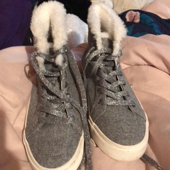 Old Navy Shoes - Gray shimmery fluffy shoes